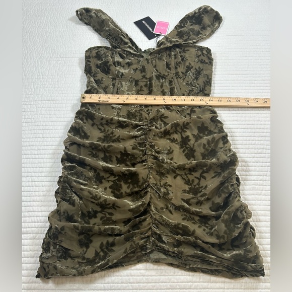 NWT PrettyLittleThing Green Ruched Burnout Romantic Whimsigoth Dress. Size 8. - Picture 11 of 11